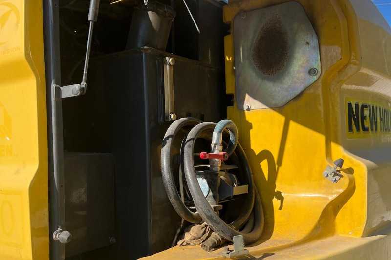 OmecoHub - Immagine NEW HOLLAND MH3.6